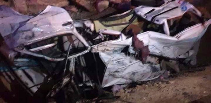 Mısır’da Nakliye Aracı Yolda Kalan Araçlara Çarptı: 15 Ölü