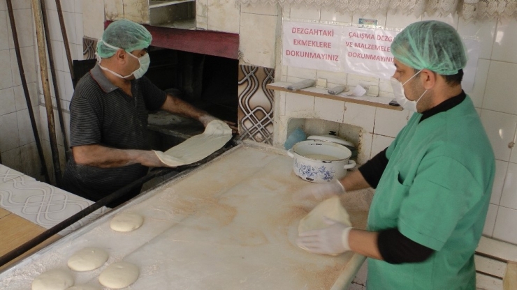 Fırıncı Esnafının Korona Virüsüne Karşı Önlemi