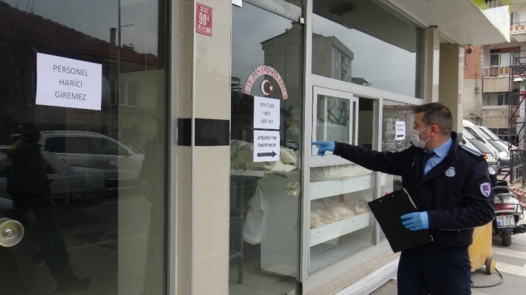 Esnaf Virüs Korkusundan İmzayı Bile Kendi Kalemi İle Attı