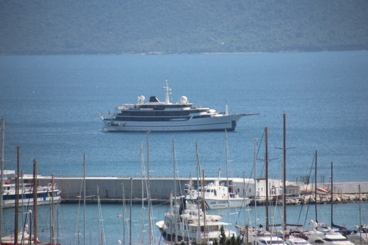 Milyon Dolarlık Yatı Yunanistan Kabul Etmedi, Bodrum Açıklarına Demirledi