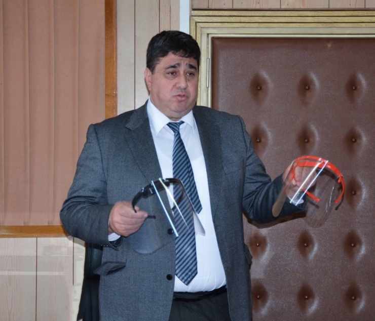 Kişisel Koruyucu Ekipmanı “Yüz Siperleri” Sağlık Bakanlığı’na Teslim Edildi