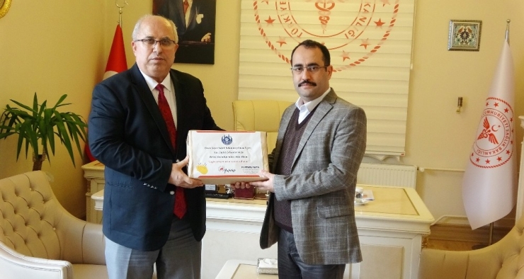 Hatay’dan Sağlık Çalışanlarına Yayladağı Lokumu