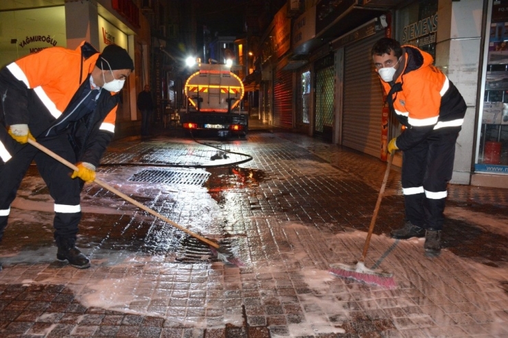 Kdz. Ereğli’de Cadde Ve Sokaklar Yıkanıyor