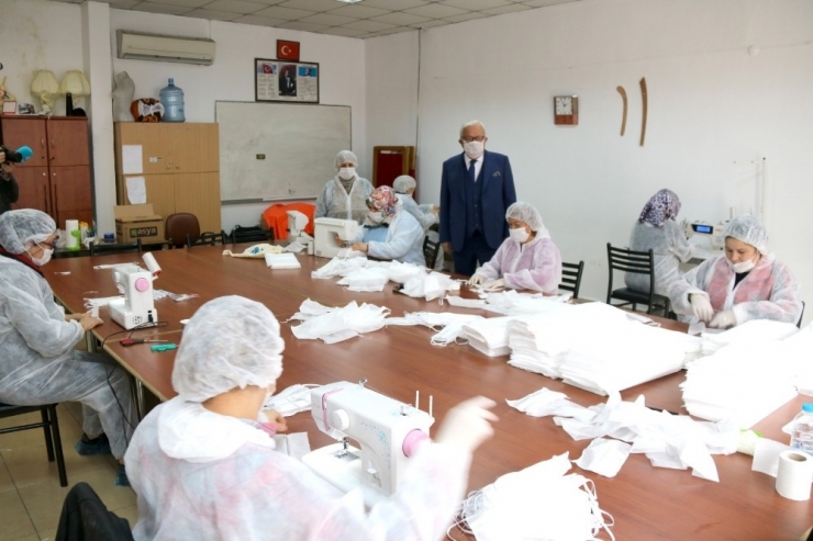 Belediye Atölye Kurdu, Tüm Şehre Maske Dağıtacak