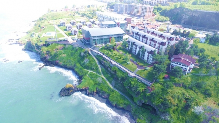 Avrasya Üniversitesinde Korona Virüs Komisyonu Aldığı Tedbirleri Açıkladı