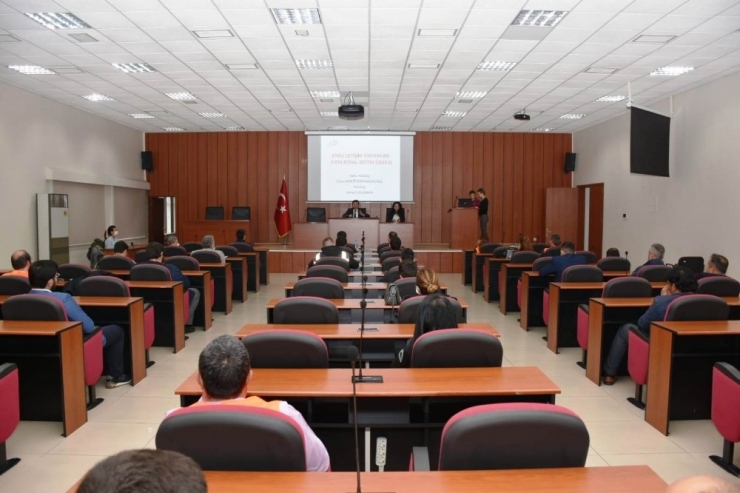 Aydın’da Vefa Sosyal Destek Grubuna Hizmet İçi Eğitim Verildi