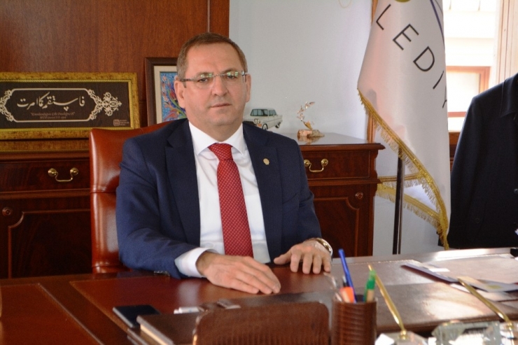 Belediye Başkanı’ndan Tatilcilere Uyarı: "Ayvalık’a Gelmeyin"