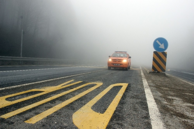 Bolu Dağı’nda Yoğun Sis Etkili Oluyor