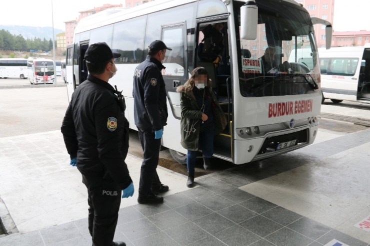 Burdur Otogarında Korona Önlemi