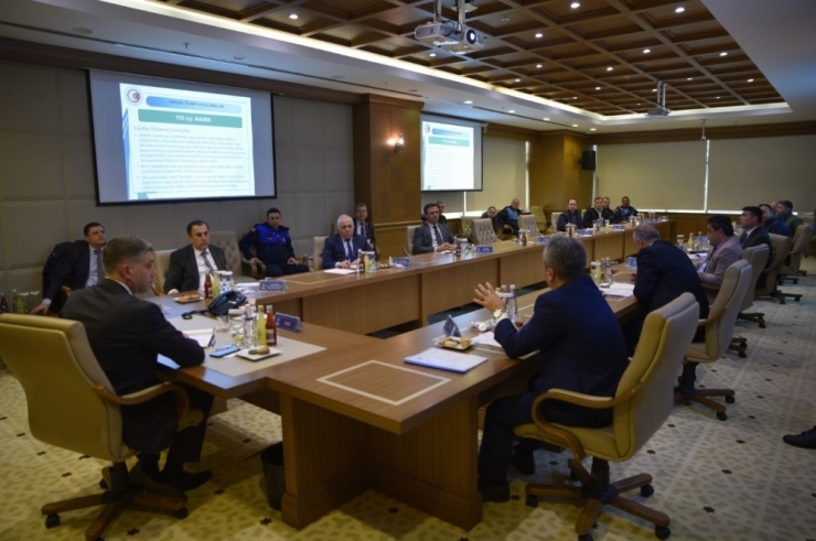 Büyükeşehir’den Korona Virüs Fırsatçılarına Sıkı Denetim