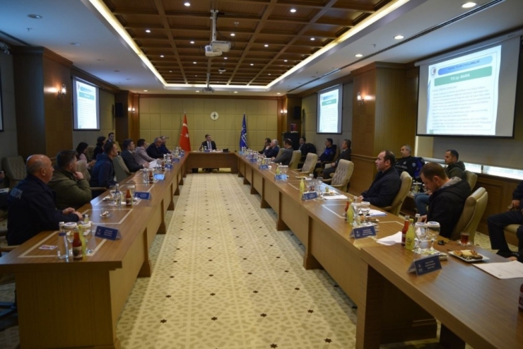 Büyükeşehir’den Korona Virüs Fırsatçılarına Sıkı Denetim