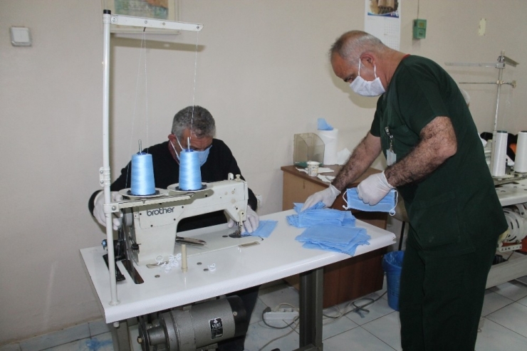 Diyarbakır’da Bir Hastane Daha Kendi Maskesini Üretmeye Başladı