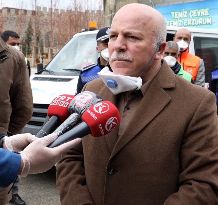 Büyükşehir Korona Virüs Mücadelesinde Takdir Topluyor