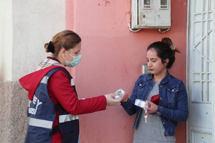 Şahinbey’de Koronaya Karşı Zeytin Yağlı Sabun Dağıtıldı