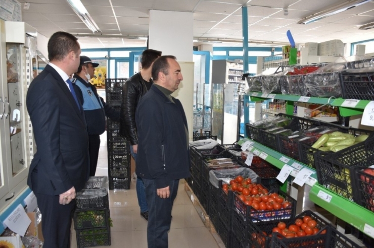 Başkan, Esnafları Salgına Karşı Bilgilendirdi