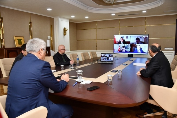 Vali Gürel, Kaymakamlarla Korona Virüs Tedbirlerini Değerlendirdi