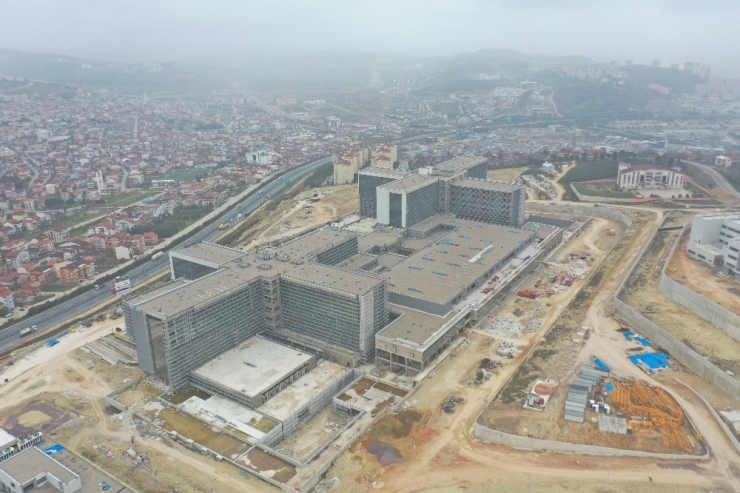 368 Bin 648 Metrekarelik Alanda İnşa Edilen Kocaeli Şehir Hastanesi’nde Sona Yaklaşılıyor