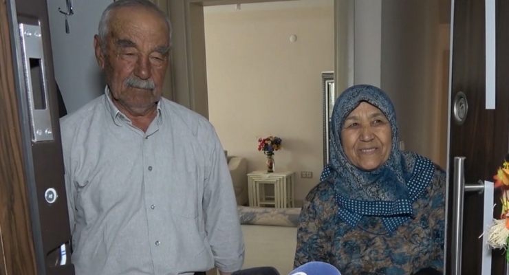 Baba-kıza Maaşları Kapıda Ödendi