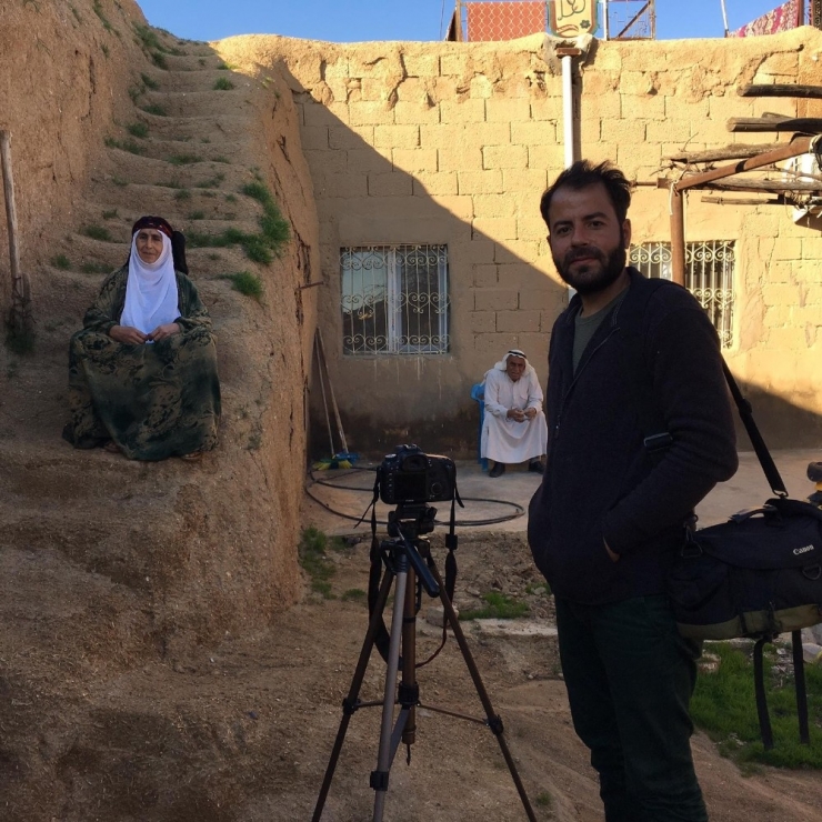 Kızıltepe’de Köyde Yaşayan Yaşlılardan ’Evde Kal Türkiye’ Çağrısına Kürtçe Klipli Destek