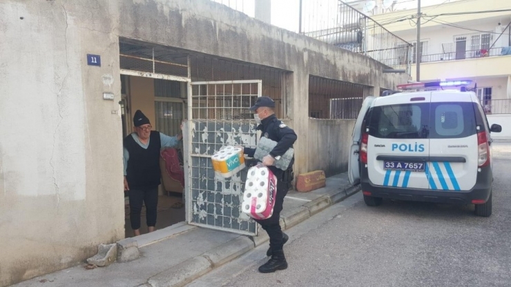 Evinden Çıkamayanlara Polis Desteği