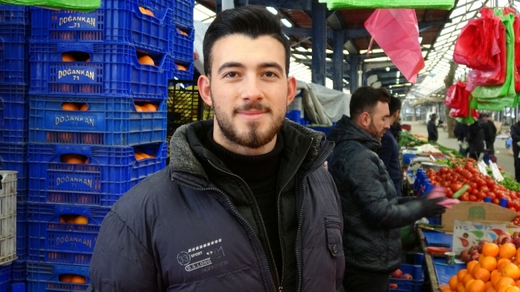 Korona Virüs Cuma Pazarını Da Vurdu