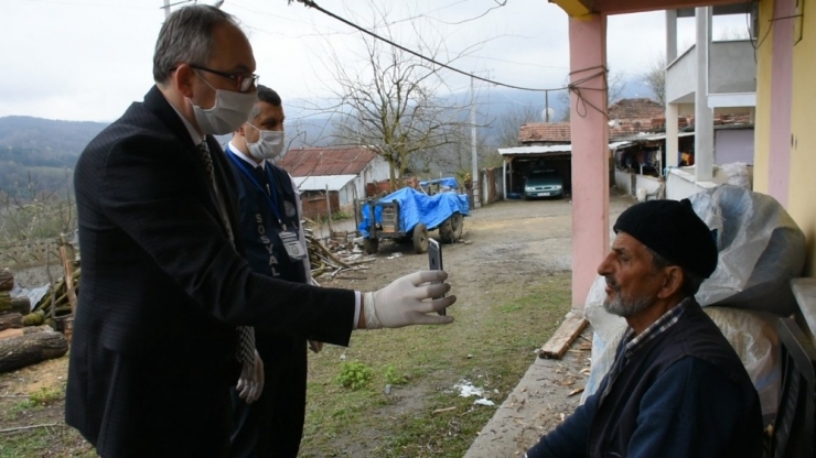 86 Yaşındaki Babasına Ulaşamayarak Panik Yapan Oğlu, Belediye Ekipleri Telefonla Görüştürdü