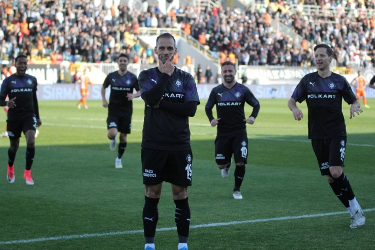 Altay’ın Gol Kralı Paixao: "Güvendeyiz"