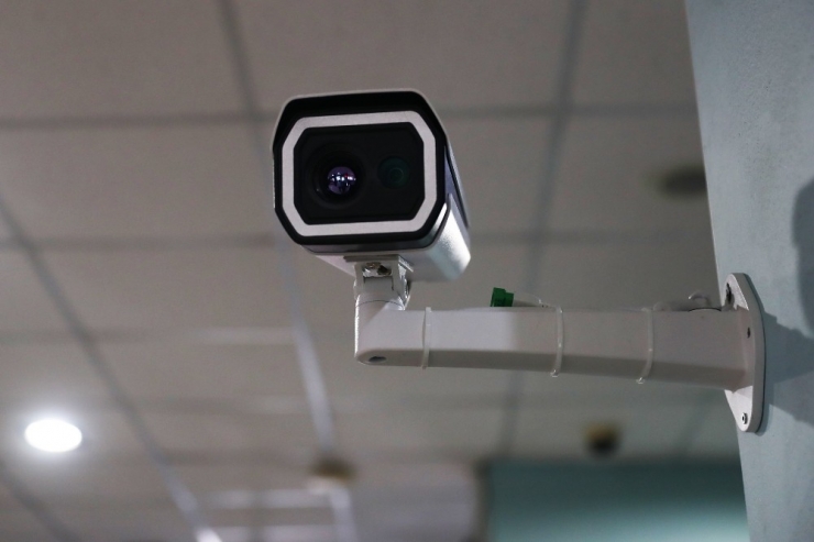 Belediye Binası Girişinde Termal Kameralı Önlem