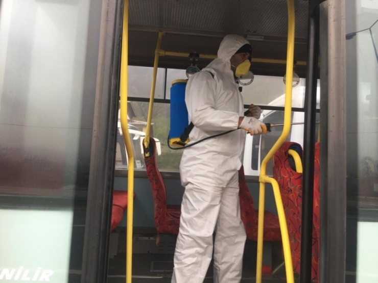 Kaynaşlı’da Otobüsler Dezenfekte Edildi