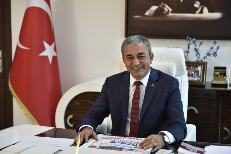 Başkan Kaplan Maaşını Bağışladı