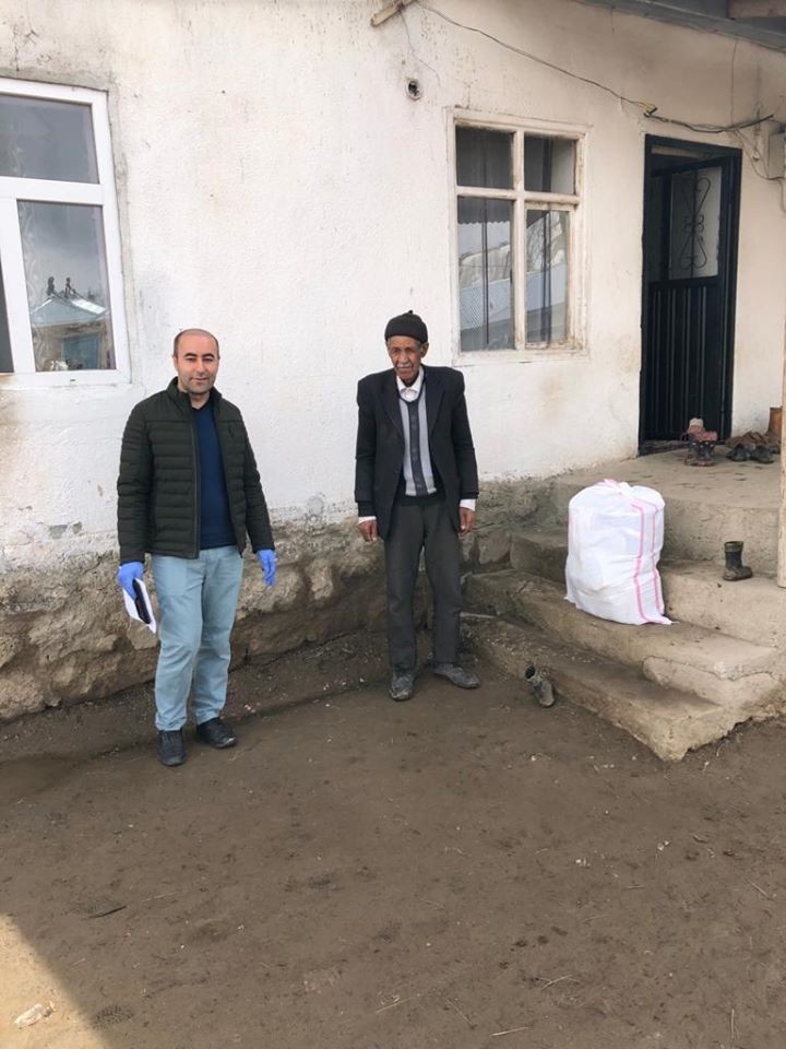 Özalp Kaymakamlığı Yaşlıların İhtiyacını Karşılıyor