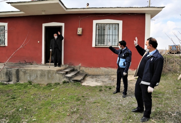 Tuşba Belediyesi Ekiplerinden Örnek Davranış