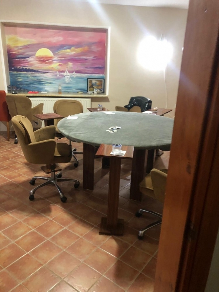 Bursa’da Jandarmadan Kumarhane Baskını