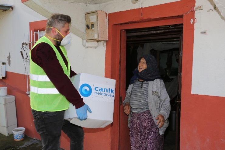 İhtiyaçlar Başkandan Adrese Teslim