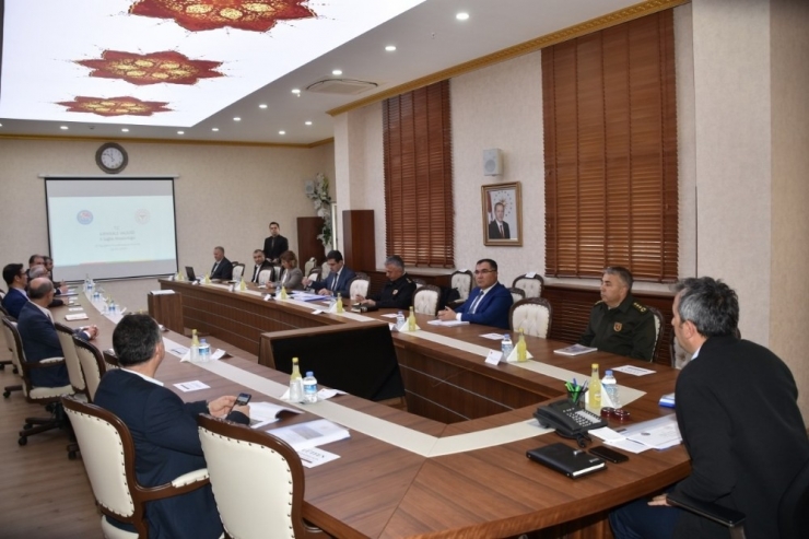 Kırıkkale Valiliğinde Korona Virüs Mesaisi