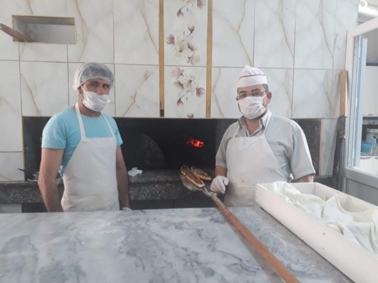 Çal’da Gıda İşletmelerine Yönelik Korona Virüs Denetimi