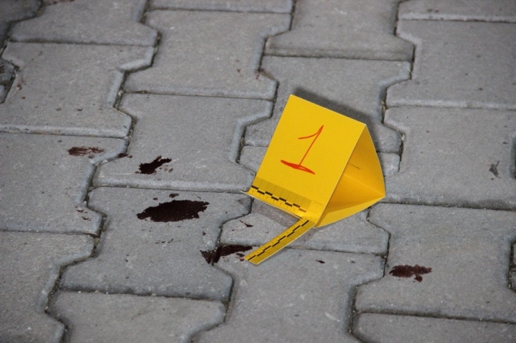 Karaman’da Bıçaklı Kavga: 2 Yaralı