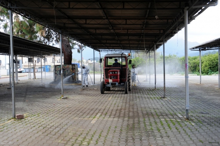 Kemer’de Sanayi Sitesi Dezenfekte Edildi