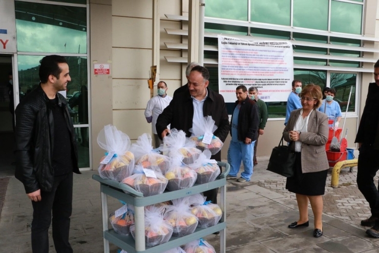 Başkan Saygılı’dan Sağlık Personellerine Jest