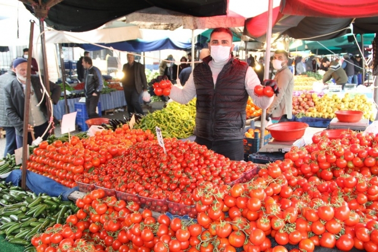 Pazarcılar Yeni Tedbirlere Uydu, Vatandaşlar Memnun Oldu
