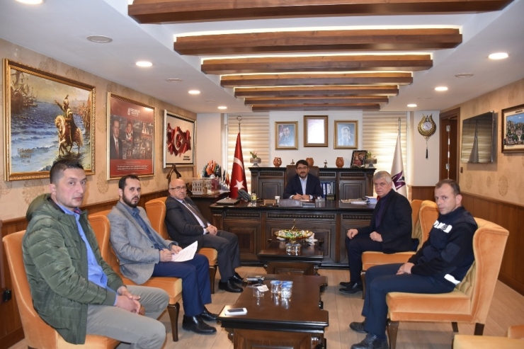 Manisa’da Semt Pazarına Korona Virüs Düzenlemesi