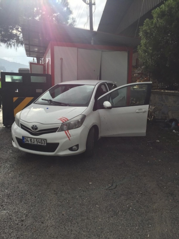 Polis Uygulama Noktasına Çarparak Durabildi