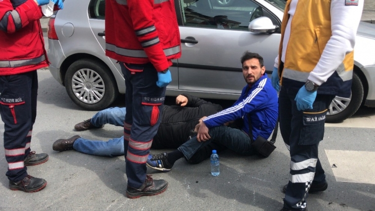 Şişli’de Yaralı Arkadaşa “Sosyal Mesafesiz” Sarılış Kamerada