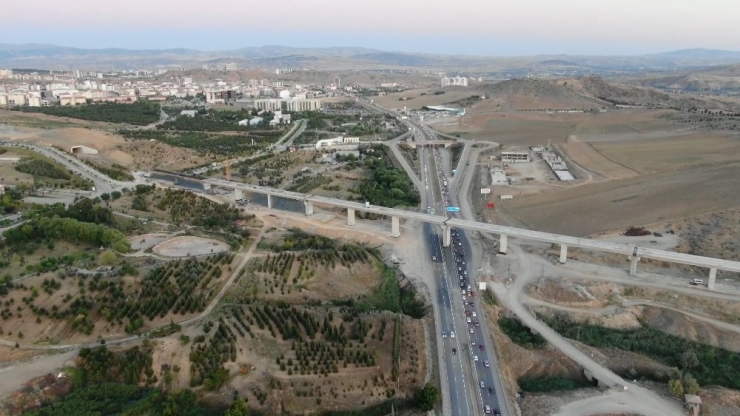 43 İlin Geçiş Güzergahındaki Kırıkkale’de Otogar Boş Kaldı