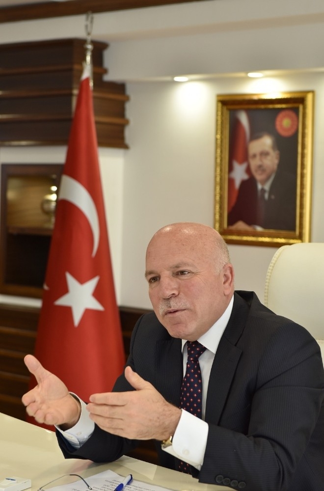 Belediye Başkanından Vatandaşlara Moral Yüklü Mesaj: “Halkımız Yalnız Değildir, Sahipsiz Değildir’’