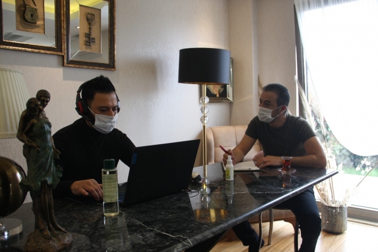 Ünlü İsimler Korona Virüs Nedeniyle Albüm Çalışmalarını Evden Yürütüyor