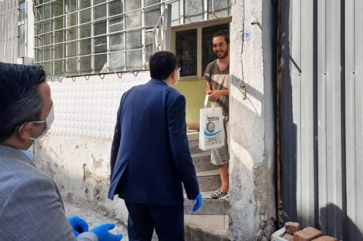 Başkan Özcan’dan ‘Evde Kal’ Çağrısına Kitaplı Destek