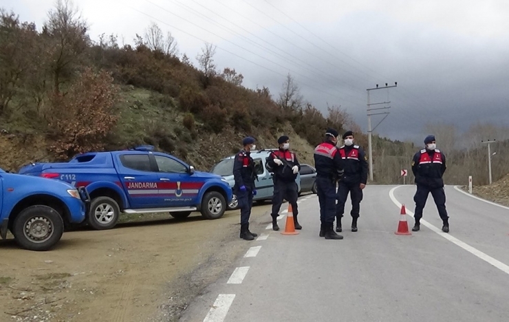 Bayburt’ta İki Köy Korona Virüs Nedeniyle Karantinaya Alındı