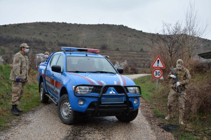 Bayburt’ta İki Köy Korona Virüs Nedeniyle Karantinaya Alındı