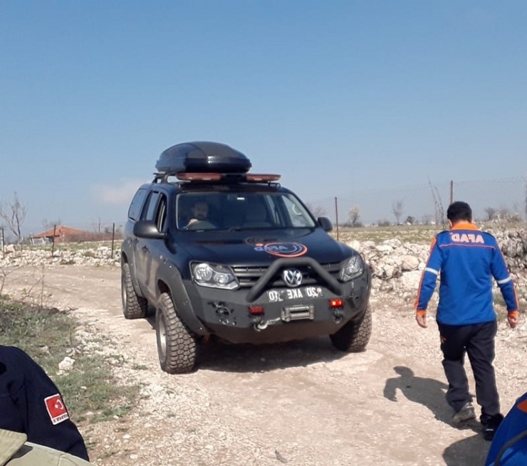 Kaybolan Kadın 60 Saat Sonra Ormanlık Alanda Bulundu